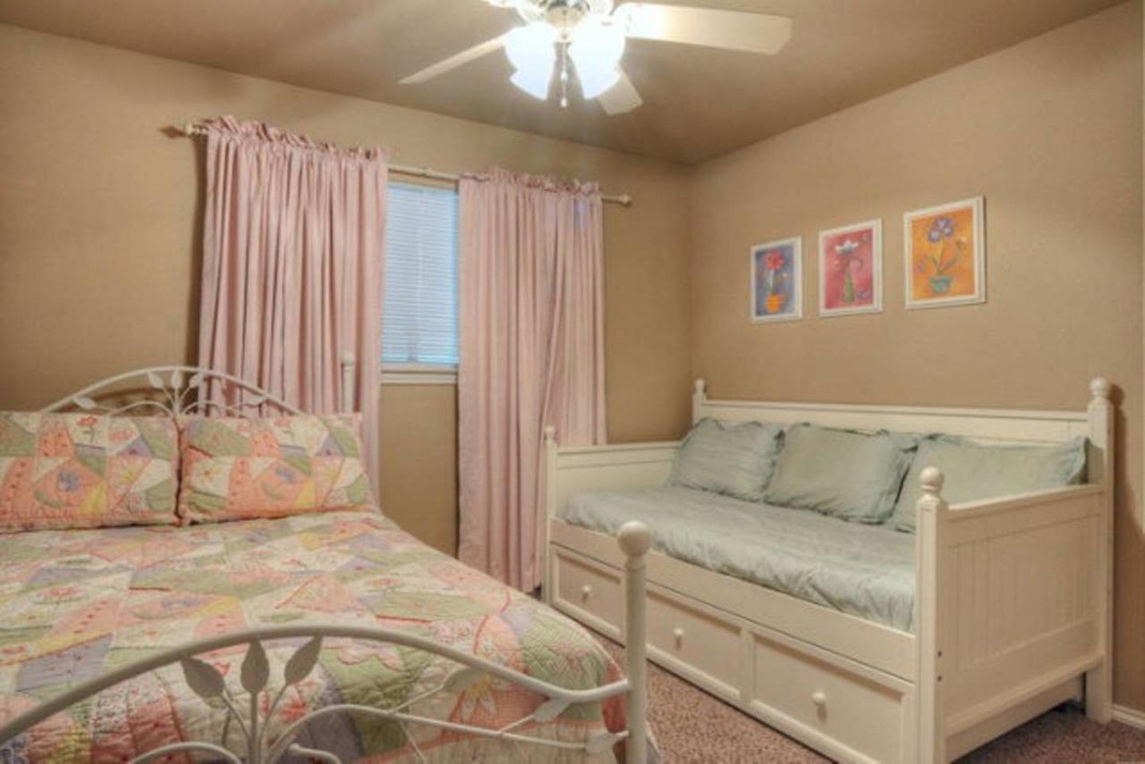 Windrow Retreat Daire New Braunfels Dış mekan fotoğraf