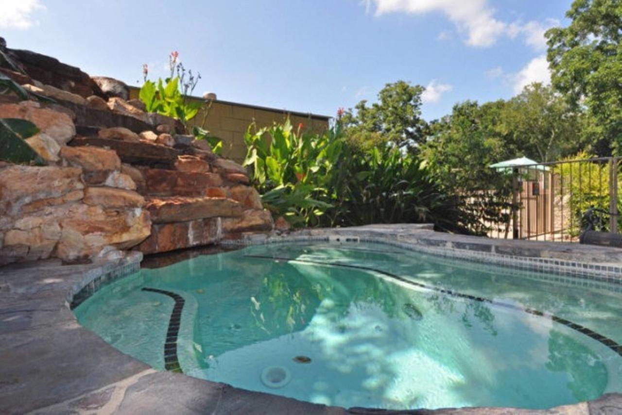 Windrow Retreat Daire New Braunfels Dış mekan fotoğraf